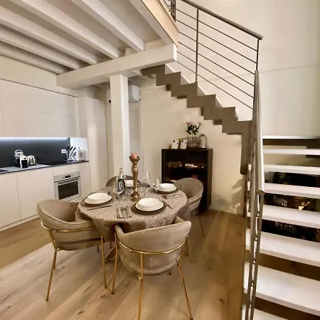 Volto Corte Farina Apartments - Luxury Lofts Verona Exterior photo